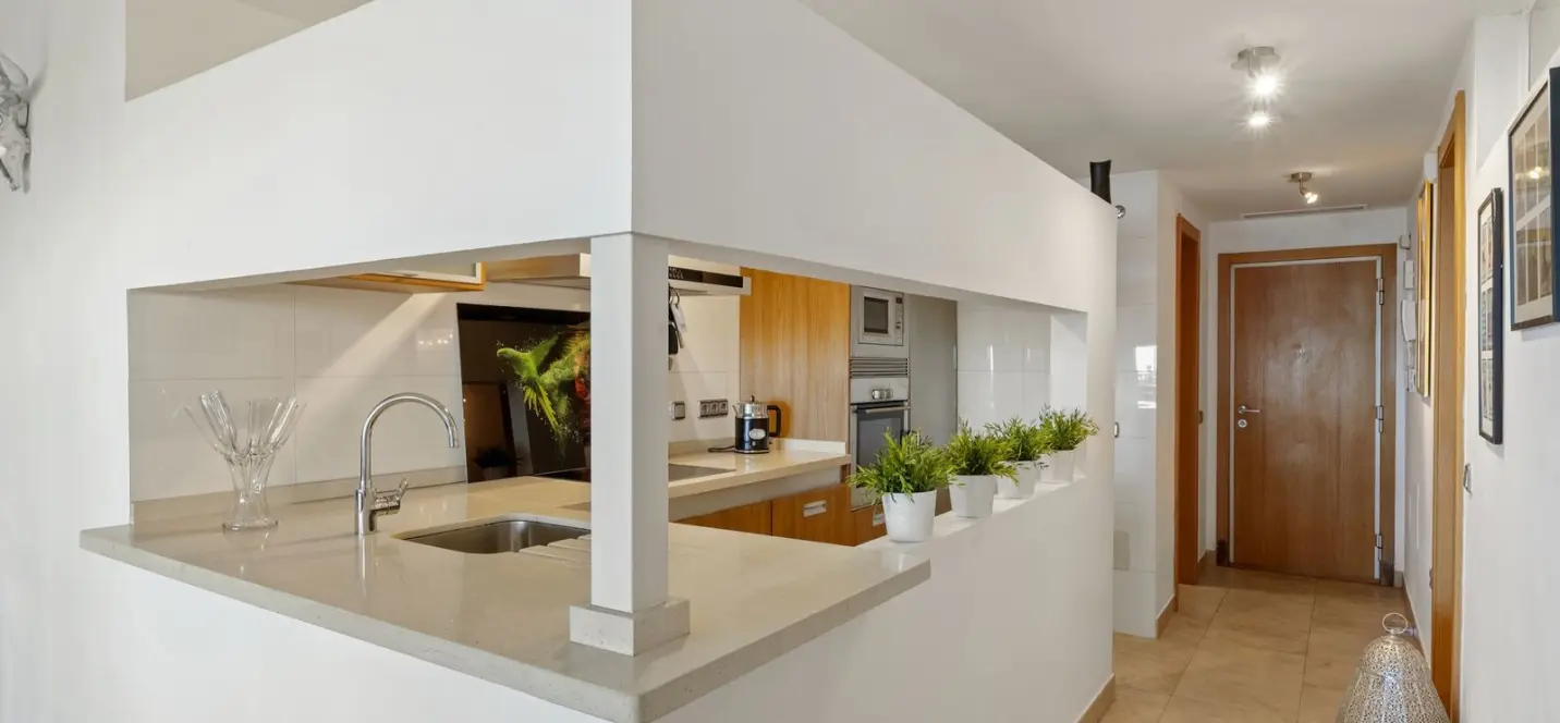 Sale of ground floor apartment in Higueron 4