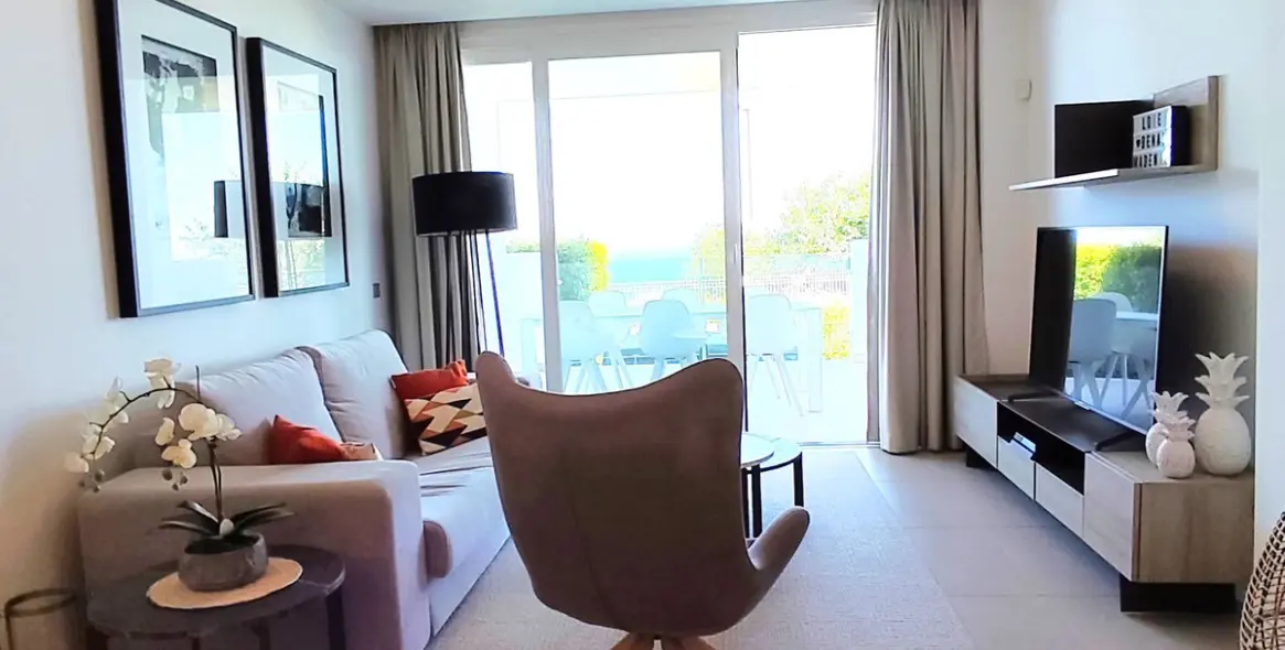 Sale of ground floor apartment in Benalmadena 8