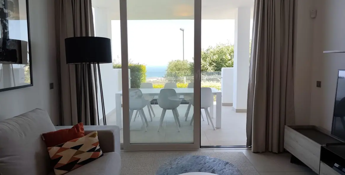 Sale of ground floor apartment in Benalmadena 12