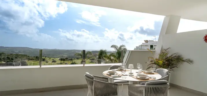 Sale of middle floor apartment in Calanova Golf 0
