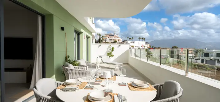 Sale of middle floor apartment in Calanova Golf 2