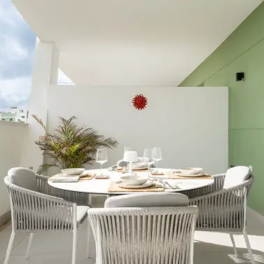 Sale of middle floor apartment in Calanova Golf