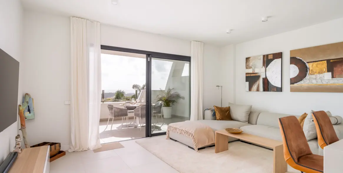 Venta de apartamento en planta media en Calanova Golf 9