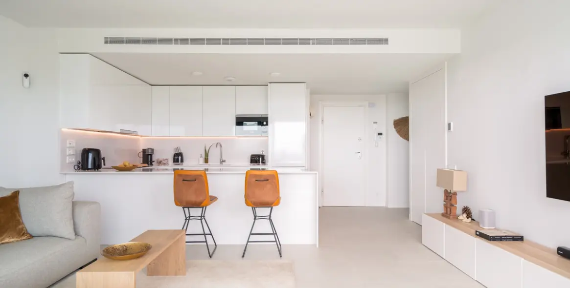 Venta de apartamento en planta media en Calanova Golf 10