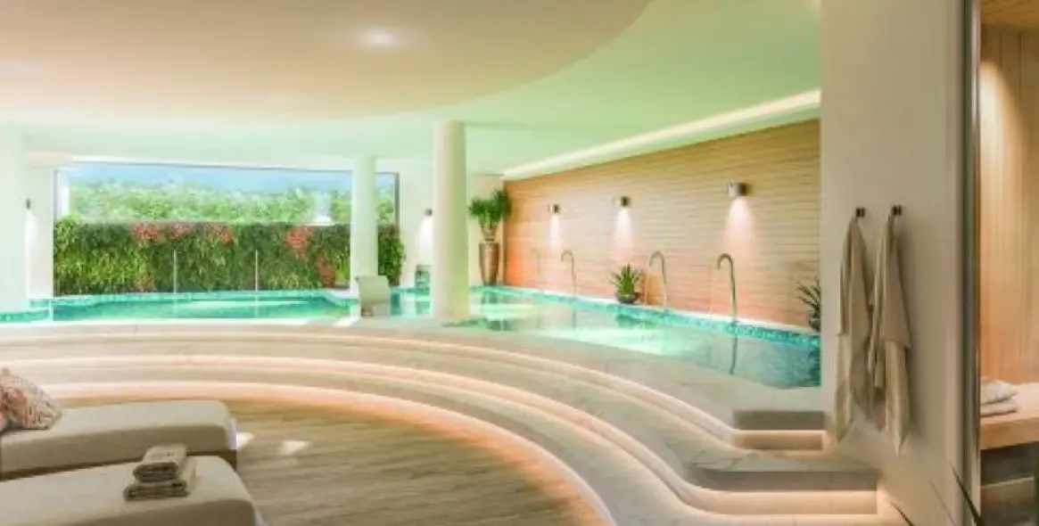 Venta de apartamento en planta media en Calanova Golf 30