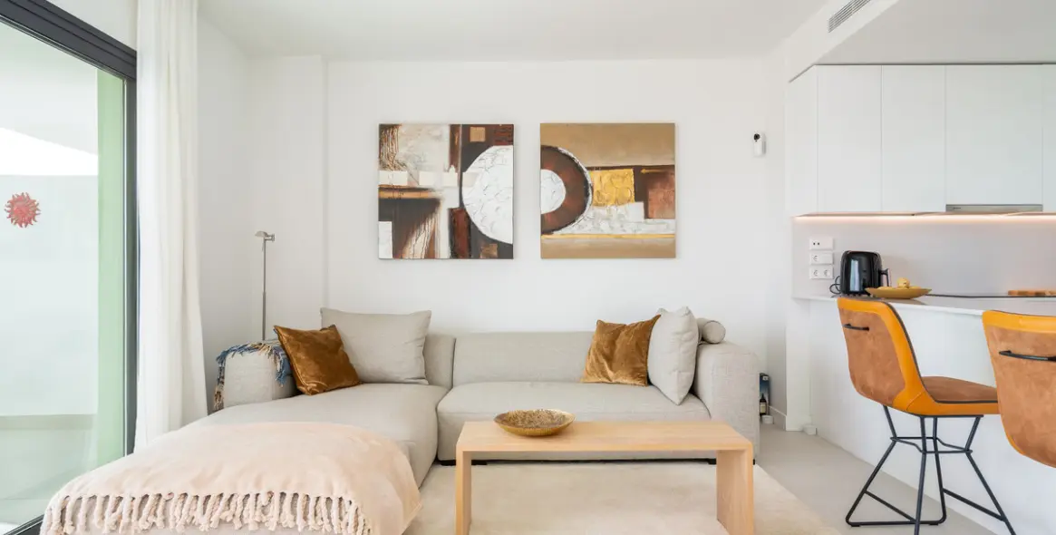 Venta de apartamento en planta media en Calanova Golf 40