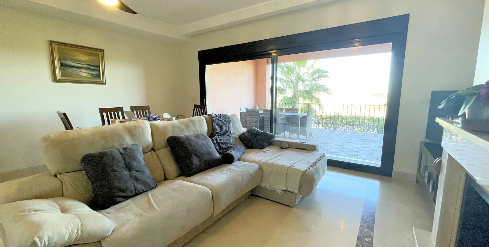 Продажа дома на две семьи в Estepona 4