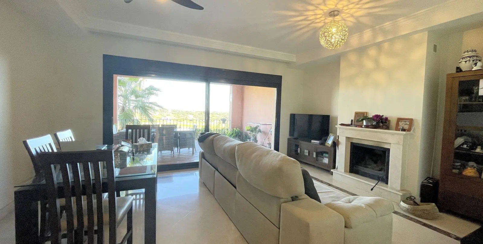 Продажа дома на две семьи в Estepona 8