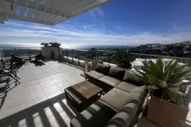 Image 4 thumb