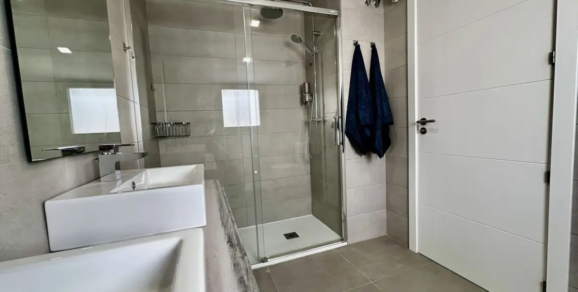 Продажа двухуровневого пентхауса в Benalmadena 33