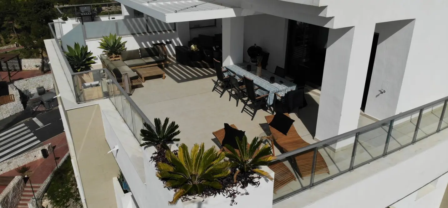 Продажа двухуровневого пентхауса в Benalmadena 1