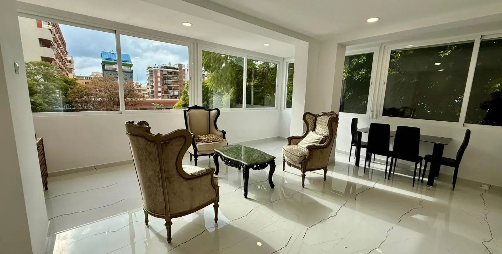 Продажа апартаментов на среднем этаже в Marbella 4