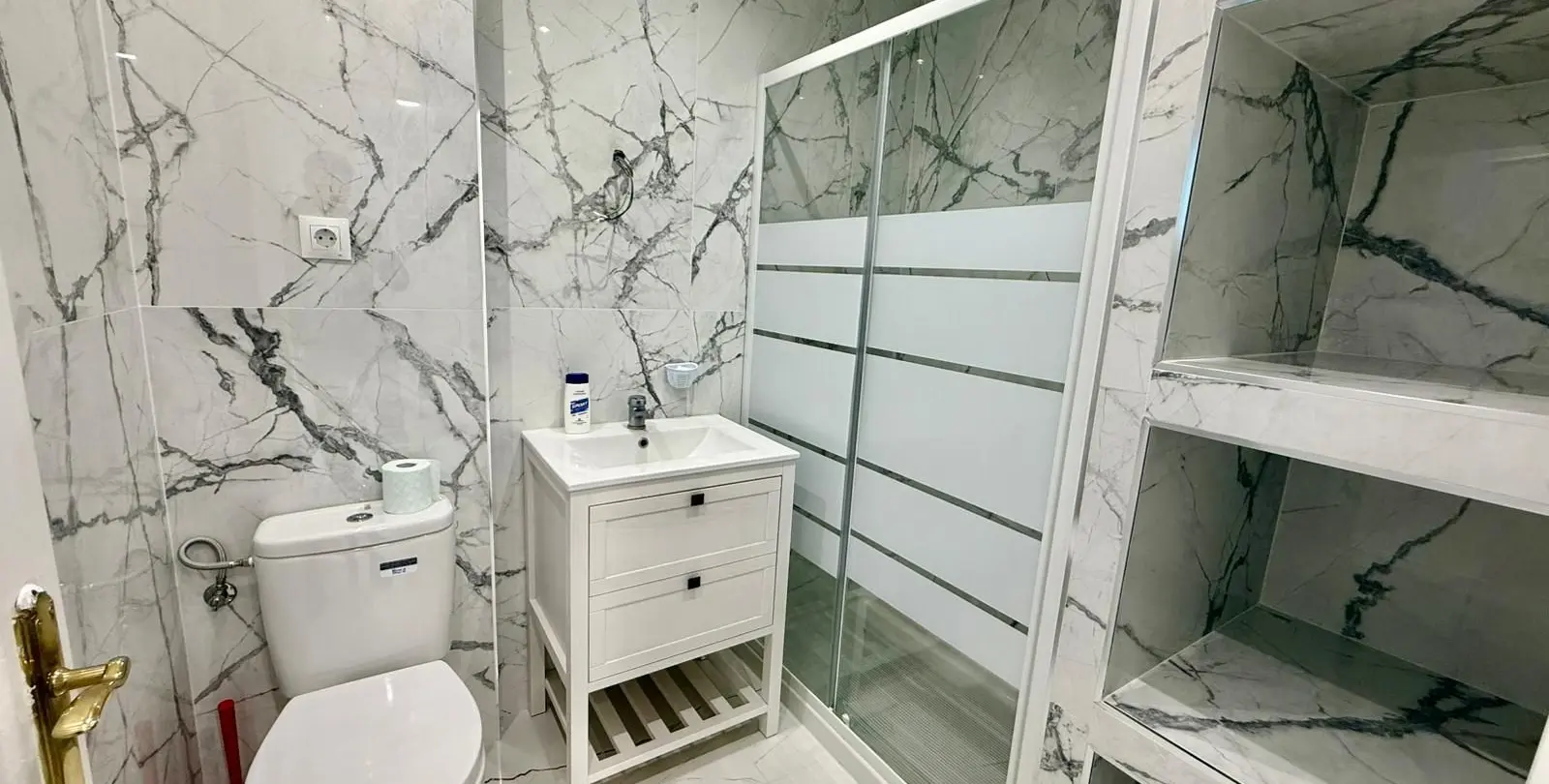 Продажа апартаментов на среднем этаже в Marbella 8