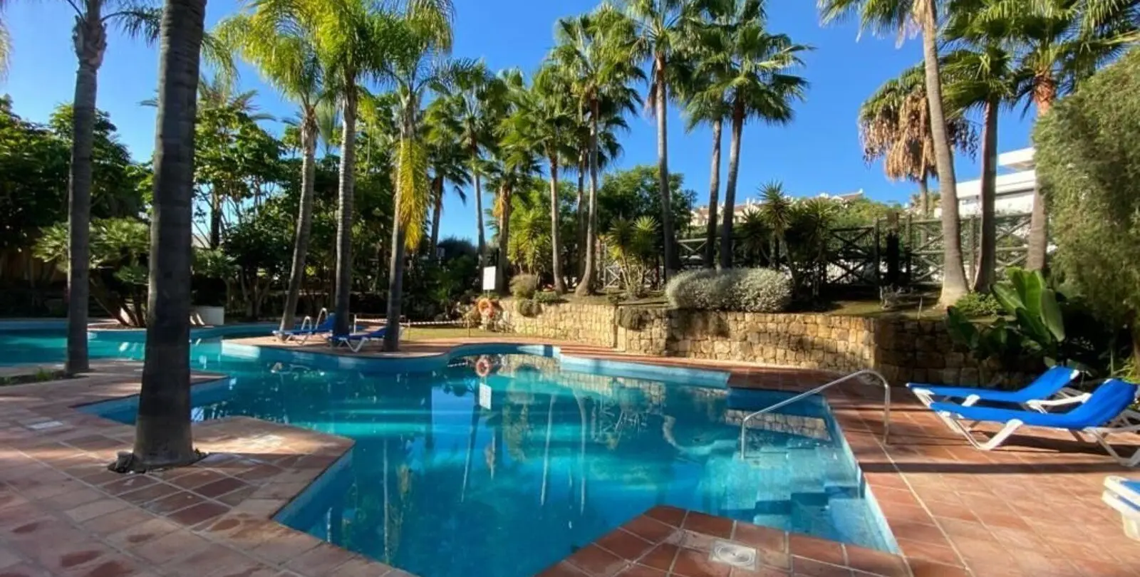 Venta de apartamento en planta baja en Atalaya 1