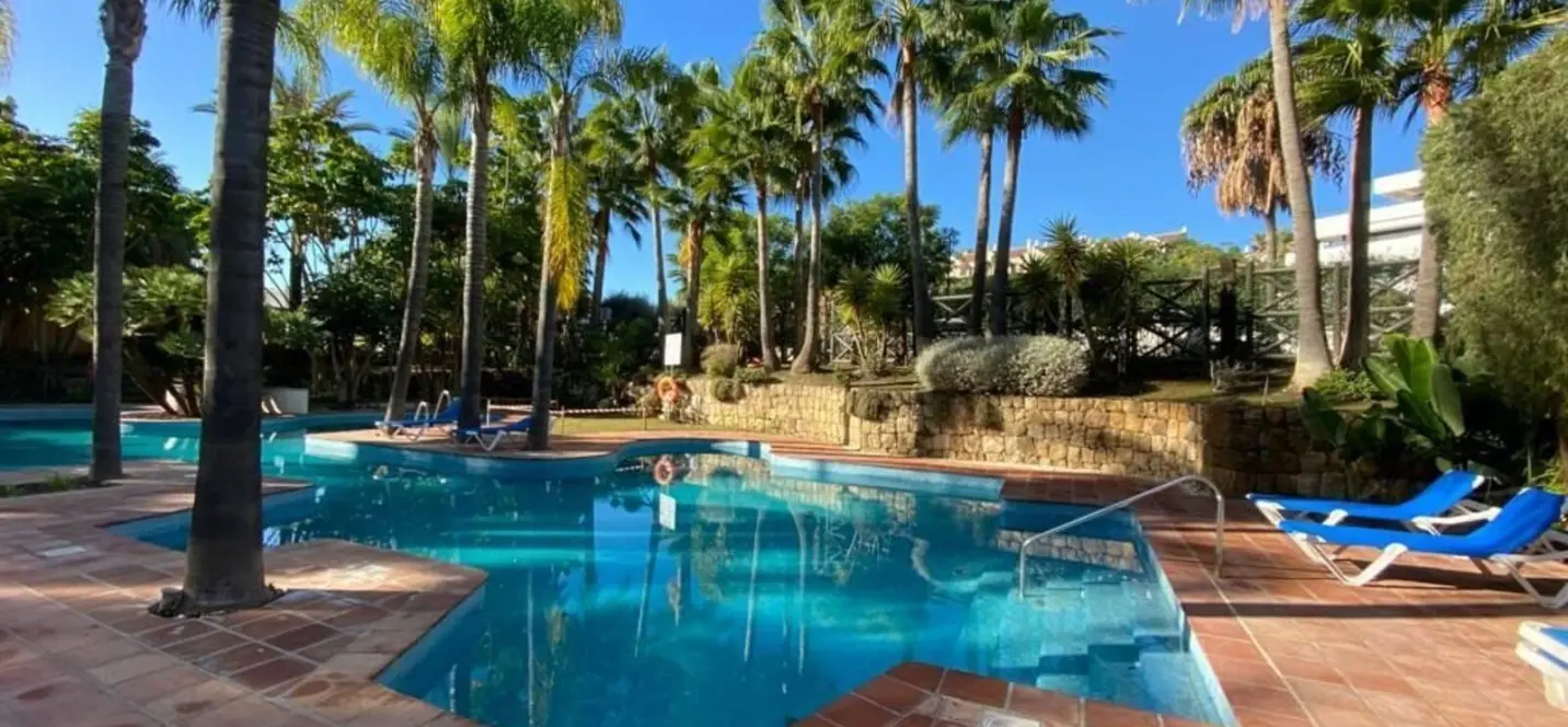 Sale of ground floor apartment in Atalaya 0