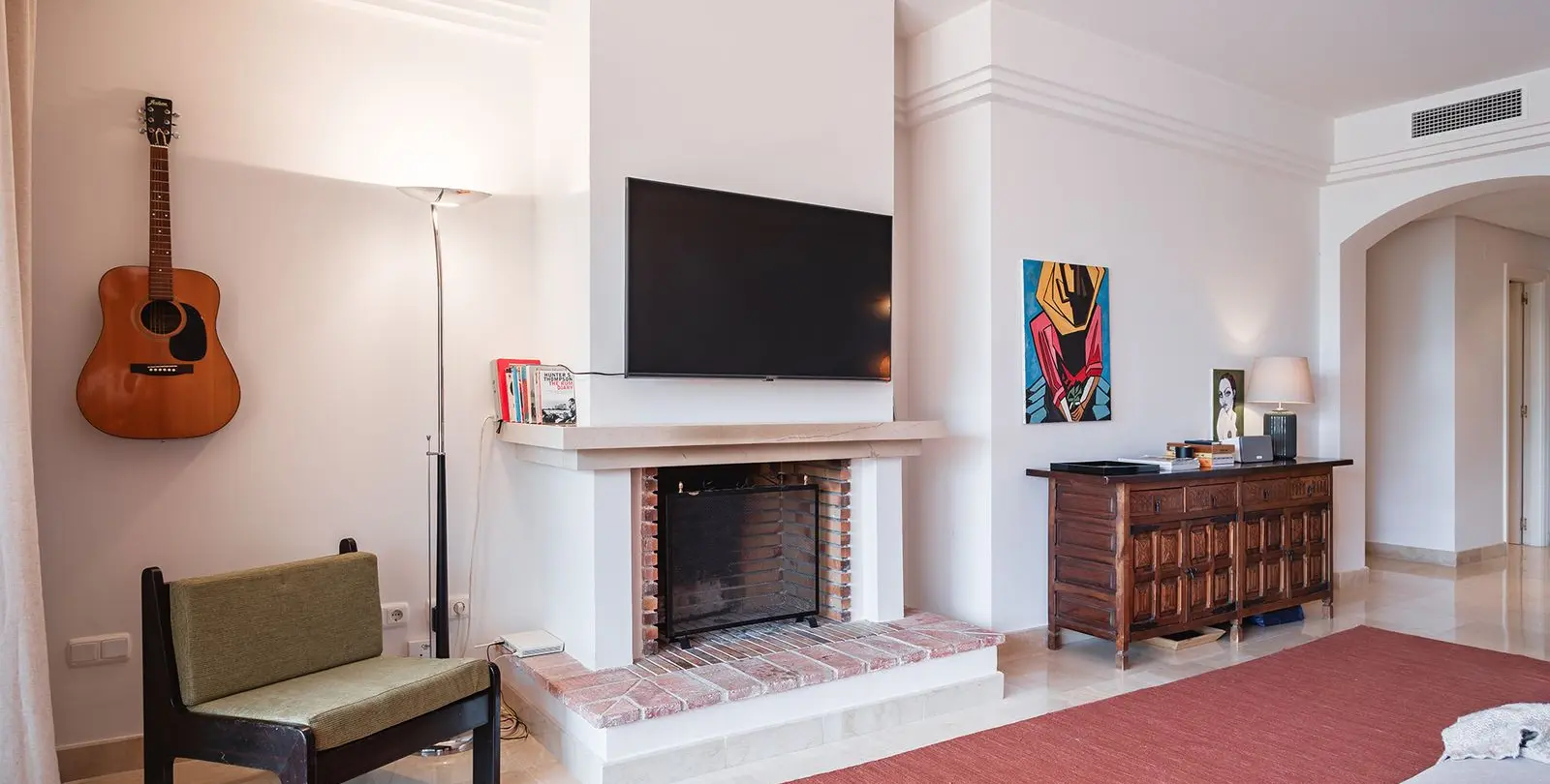 Sale of middle floor apartment in Benahavís 26