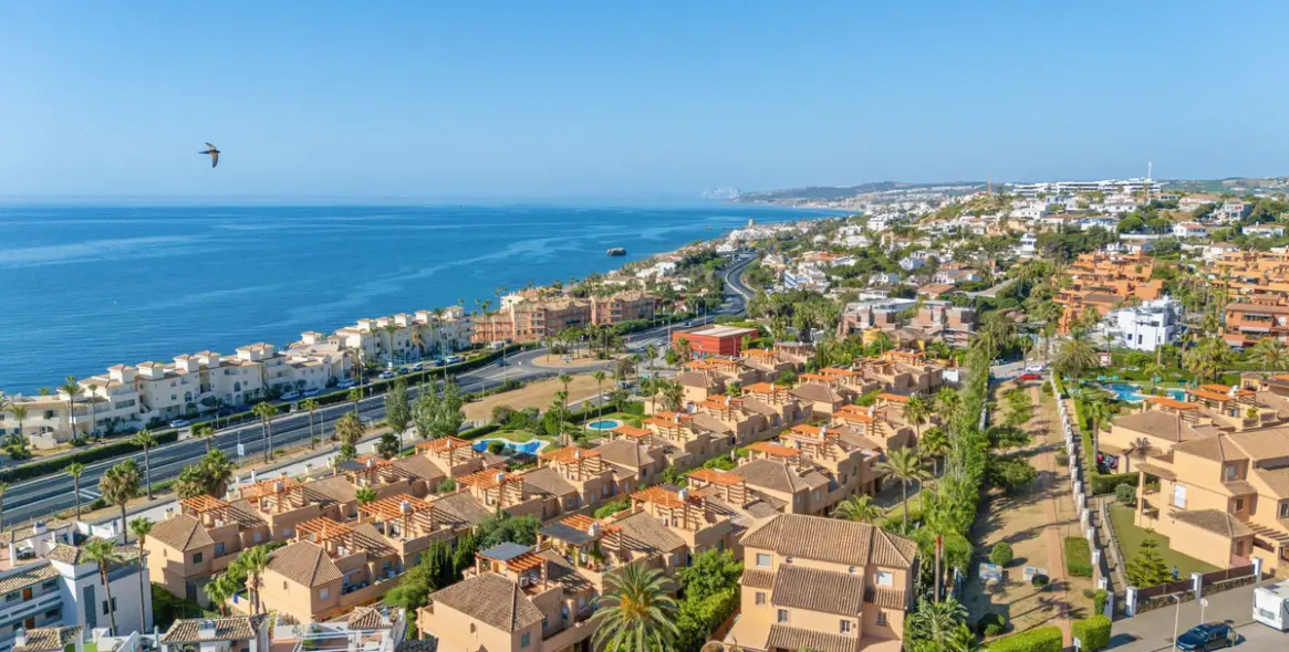 Продажа таунхауса в Estepona 2