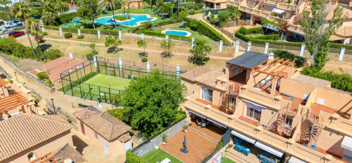 Продажа таунхауса в Estepona 3