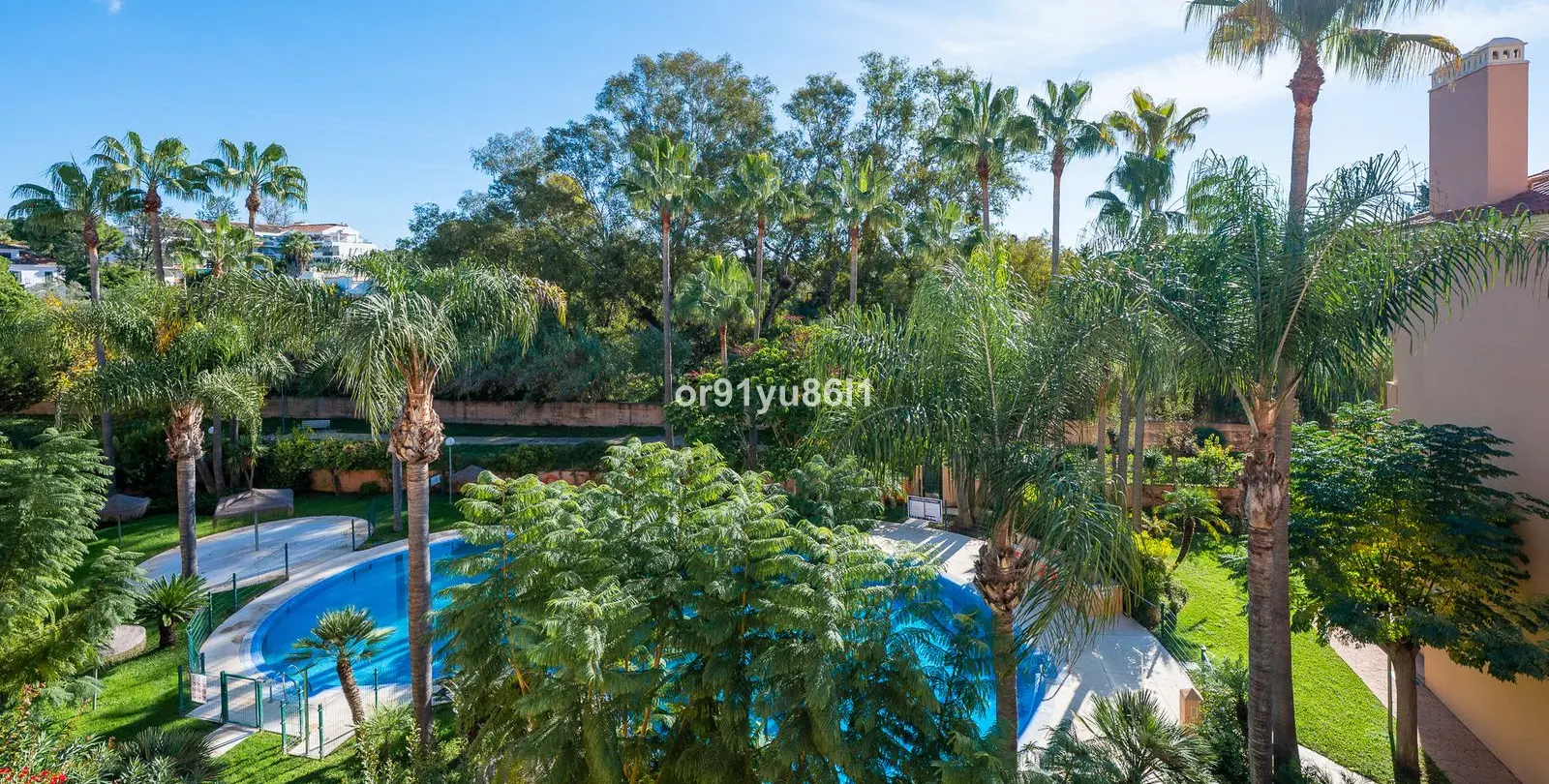 Sale of duplex in Marbesa 4