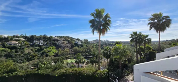 Venta de apartamento en planta baja en La Quinta 1