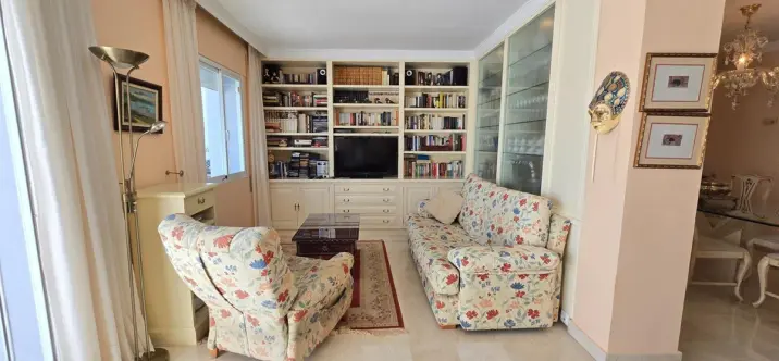 Venta de apartamento en planta baja en La Quinta 4