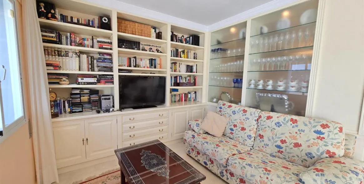 Venta de apartamento en planta baja en La Quinta 20