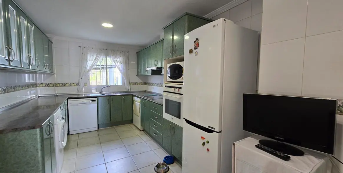 Venta de apartamento en planta baja en La Quinta 23