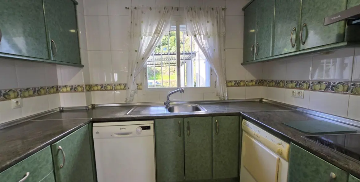 Venta de apartamento en planta baja en La Quinta 25