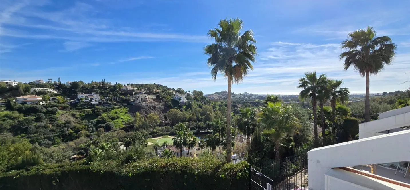 Sale of ground floor apartment in La Quinta 1