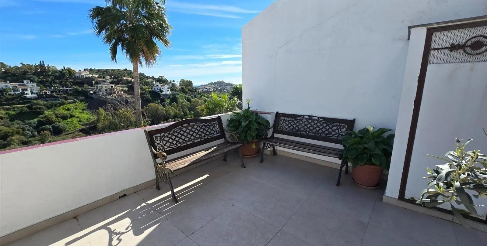 Venta de apartamento en planta baja en La Quinta 22