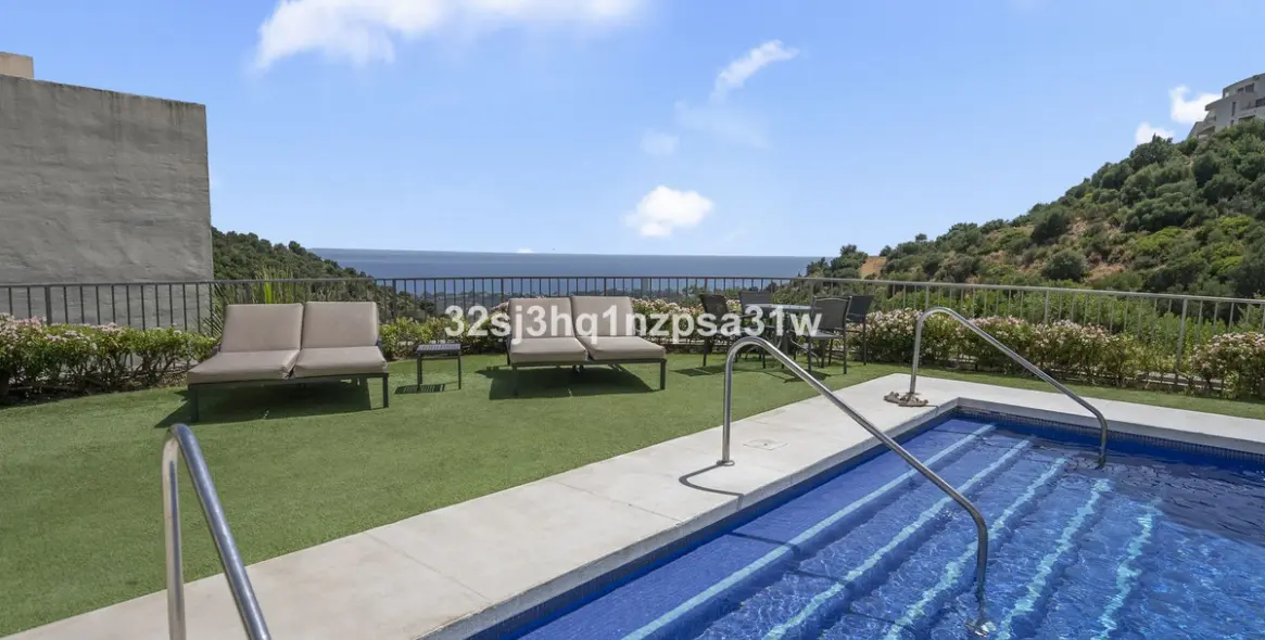 Продажа пентхауса в Altos de los Monteros 2