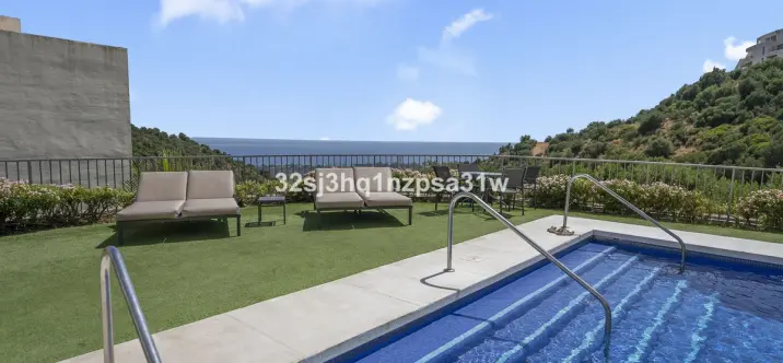 Продажа пентхауса в Altos de los Monteros 1