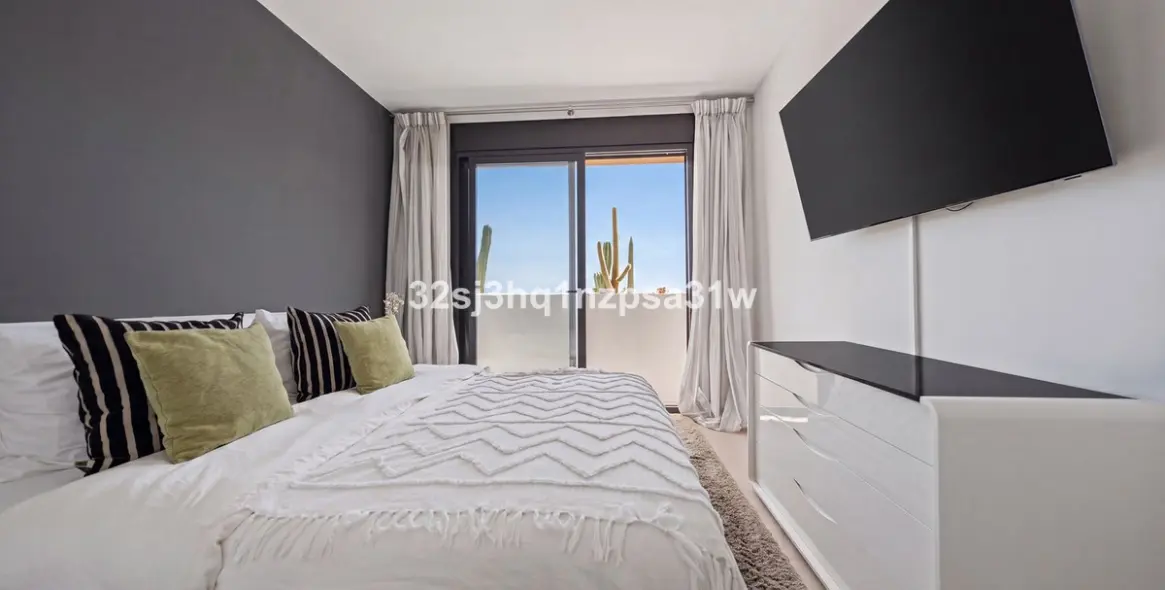 Продажа пентхауса в Altos de los Monteros 12