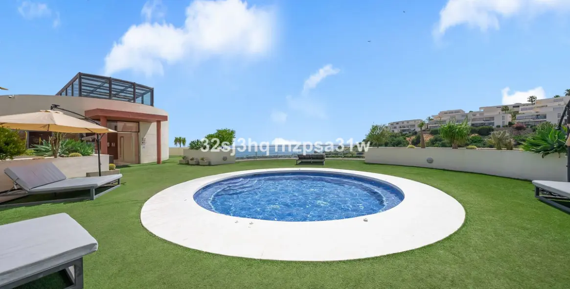 Продажа пентхауса в Altos de los Monteros 19