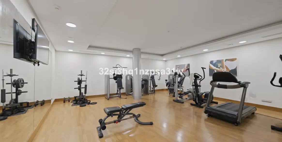 Продажа пентхауса в Altos de los Monteros 21