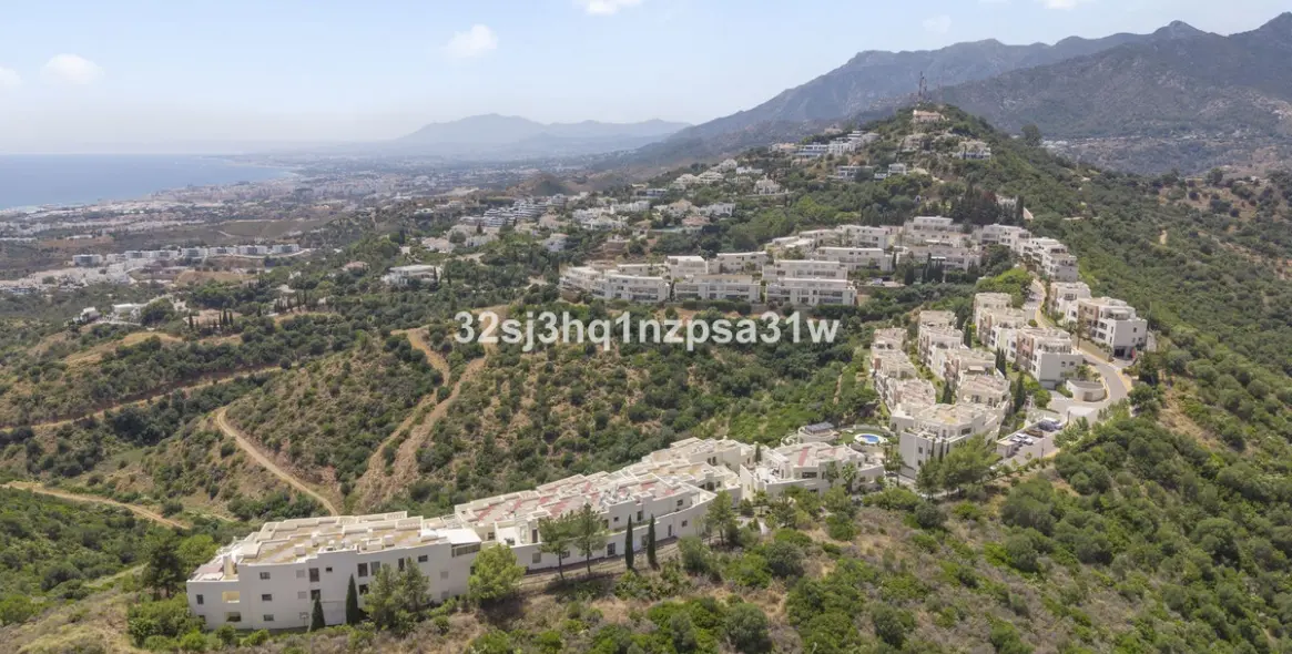 Продажа пентхауса в Altos de los Monteros 26