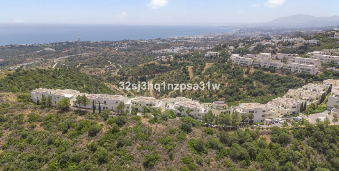 Продажа пентхауса в Altos de los Monteros 27