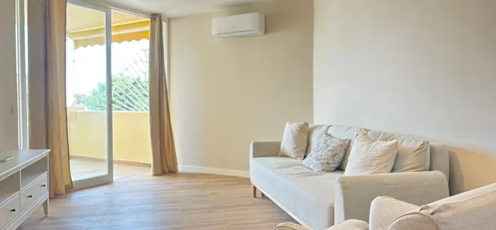 Продажа апартаментов на среднем этаже в Marbella 1