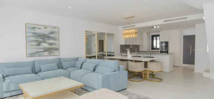 Long-term rent of townhouse in Nueva Andalucía 3