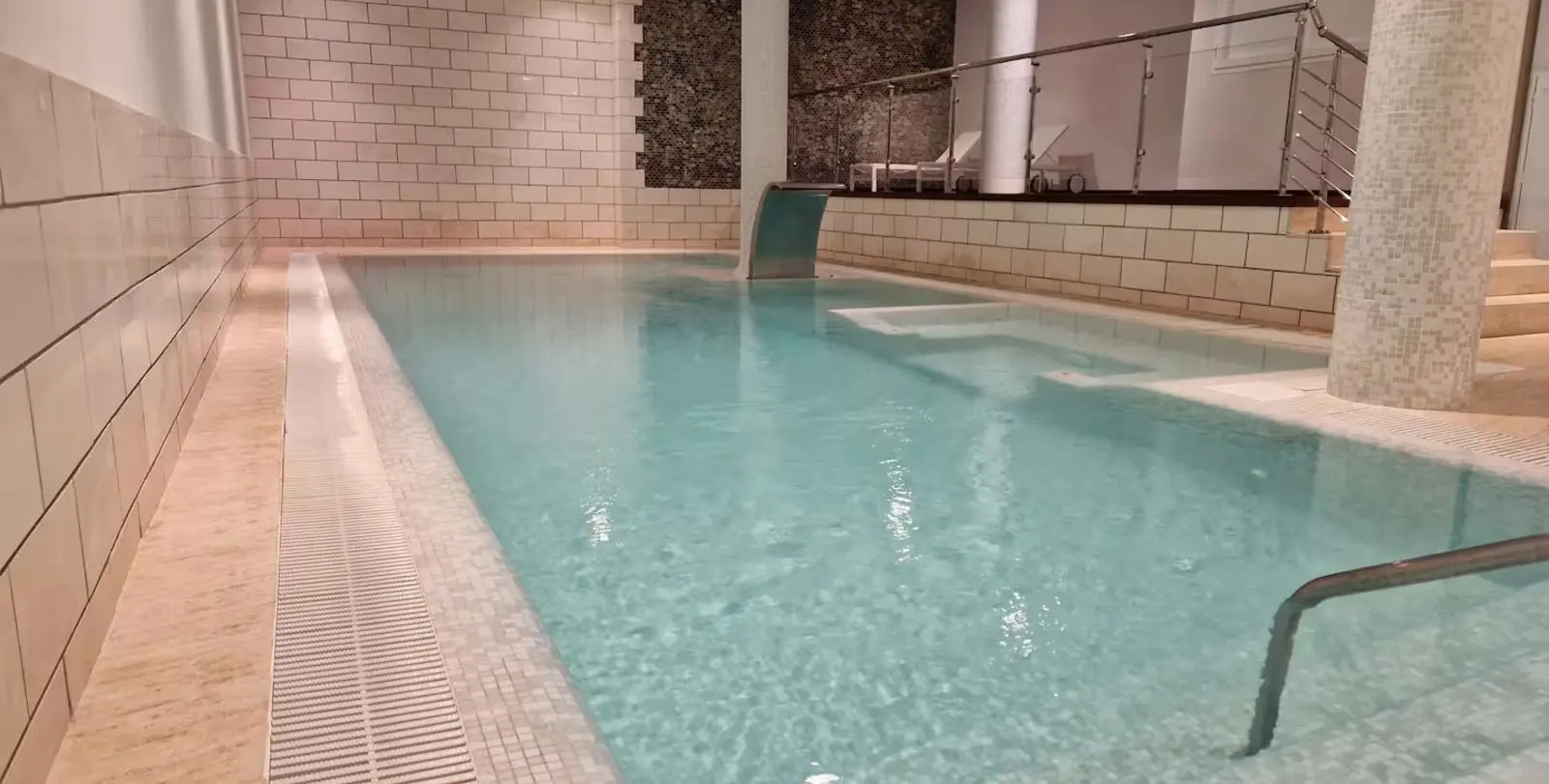 Sale of townhouse in Sierra Blanca 17