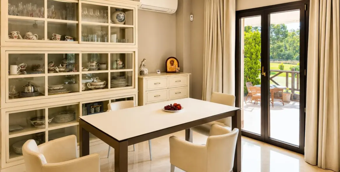 Venta de villa independiente en Guadalmina Alta 13