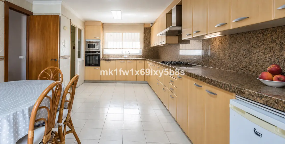 Venta de apartamento en planta media en Marbella 14