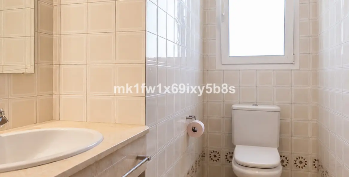 Venta de apartamento en planta media en Marbella 33