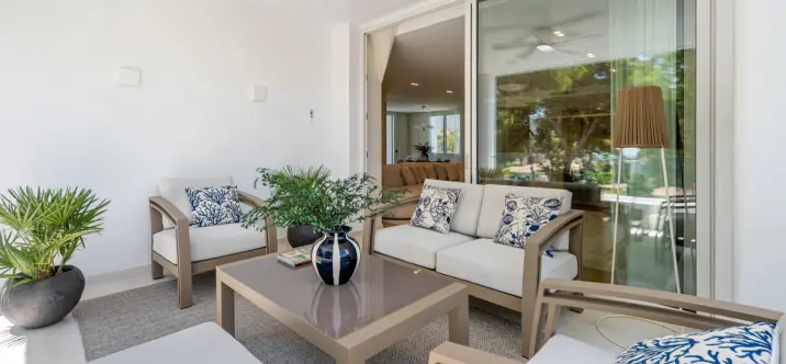 Venta de ático en Los Monteros 4