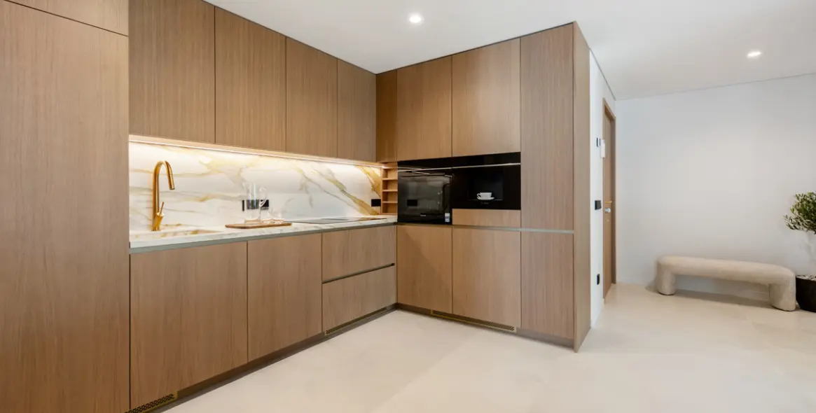 Venta de ático en Los Monteros 8