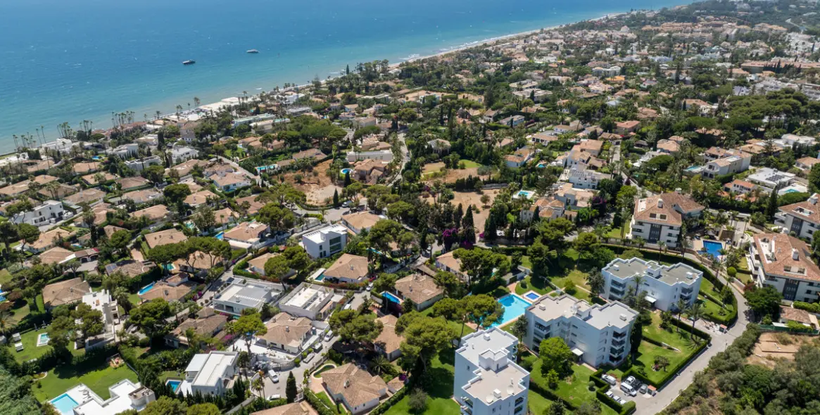 Venta de ático en Los Monteros 29