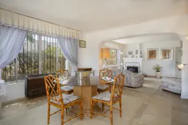 Image 4 thumb