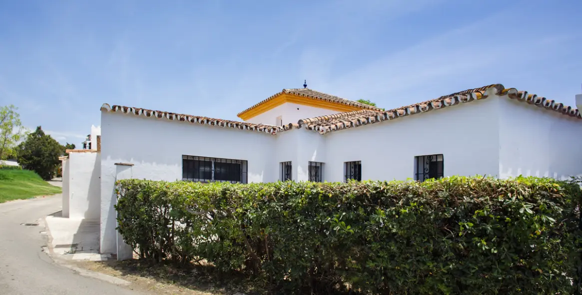 Venta de villa independiente en Guadalmina Baja 30
