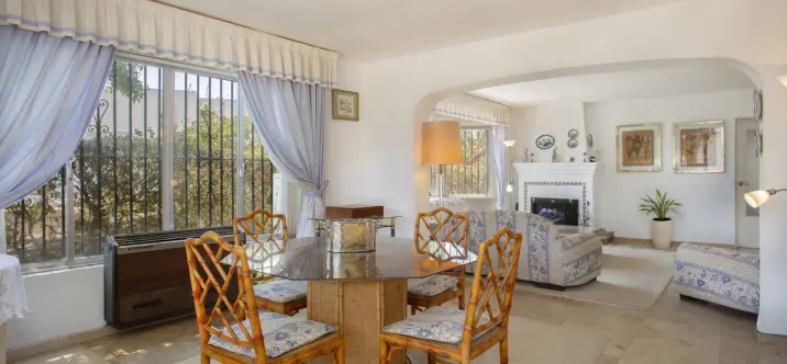 Sale of detached villa in Guadalmina Baja 3