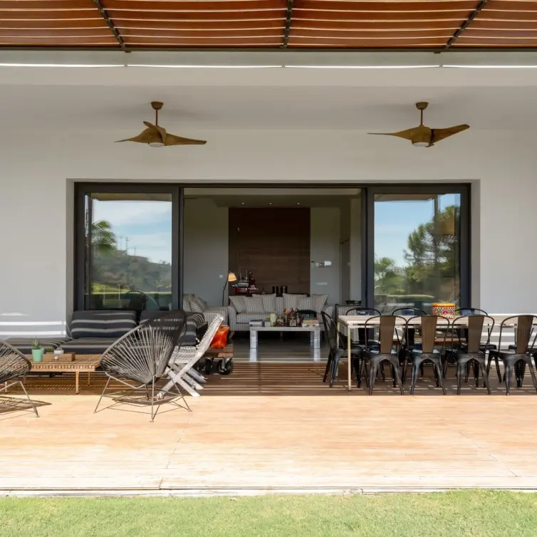 Sale of detached villa in El Madroñal